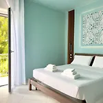 Riviera Azzurra Bed & Breakfast