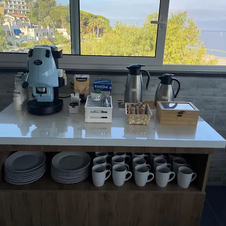 Couette-café Riviera Azzurra 4*