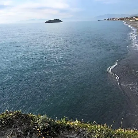 Riviera Azzurra Oda ve Kahvaltı Cirella