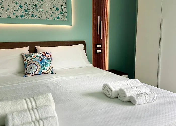 Alojamento de Acomodação e Pequeno-almoço Riviera Azzurra